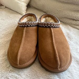 Cozy Brown Suede Slippers